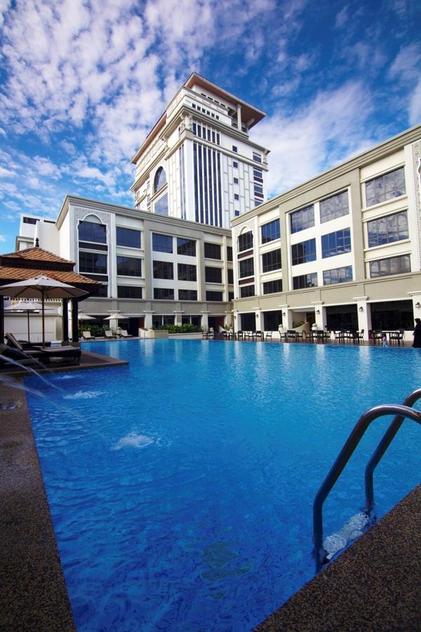 Отель Perdana Кота-Бару Экстерьер фото